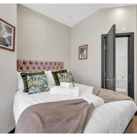 Escape The Ordinary: Cozy And Charming Studio